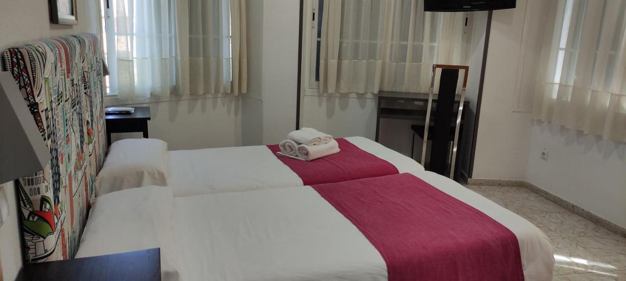 Hostal Dona Isabel Махадаонда Экстерьер фото
