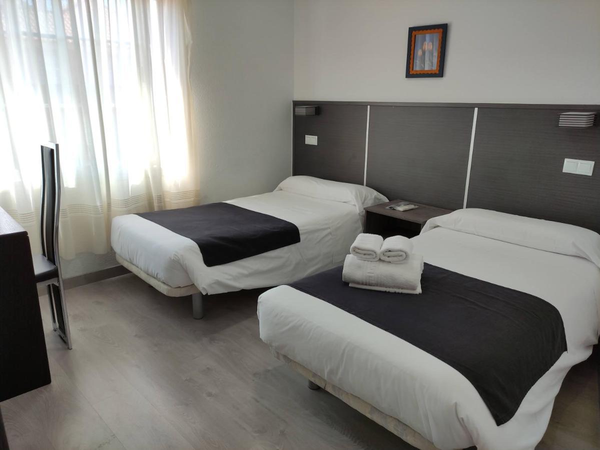 Hostal Dona Isabel Махадаонда Экстерьер фото