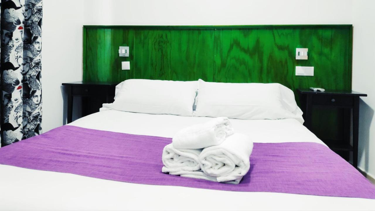 Hostal Dona Isabel Махадаонда Экстерьер фото