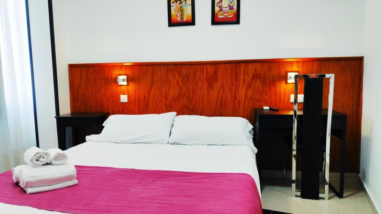 Hostal Dona Isabel Махадаонда Экстерьер фото