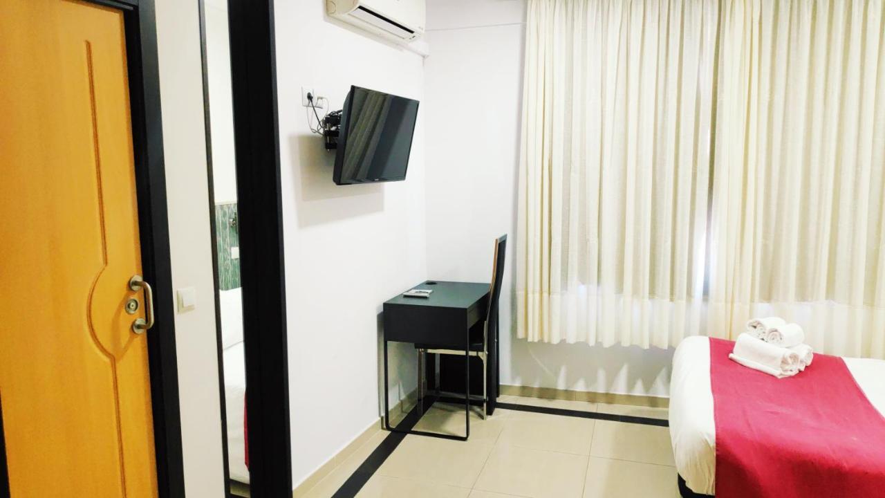 Hostal Dona Isabel Махадаонда Экстерьер фото